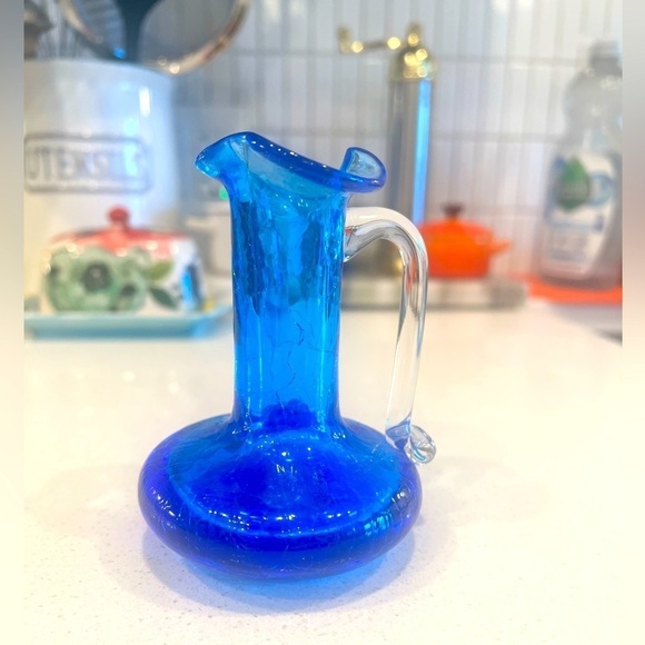Blenko Vntg Crackle Glass Blue 4" Jug / Pitcher / Bud Vase - Picture 1 of 4
